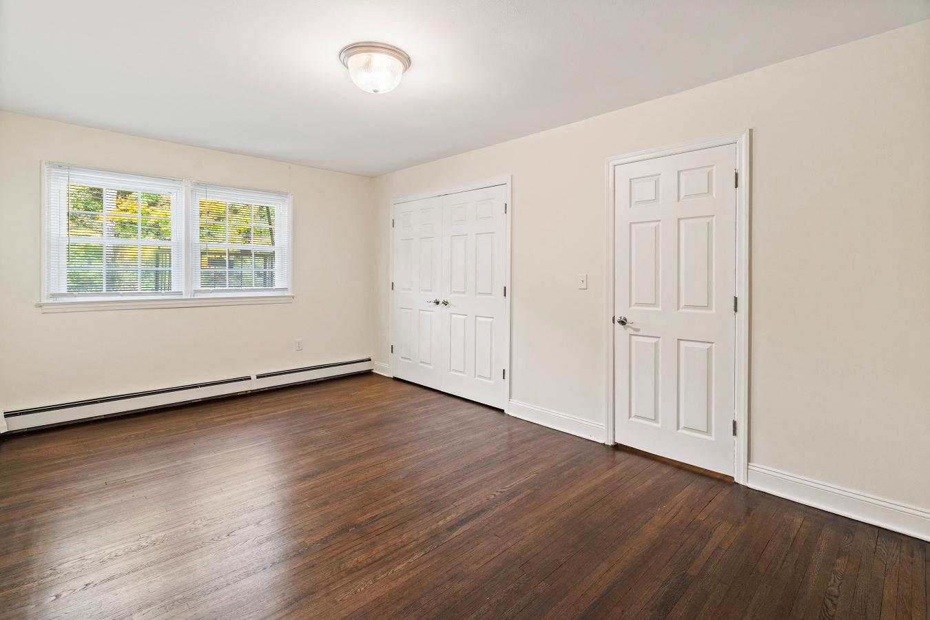 Gallery Photo 12